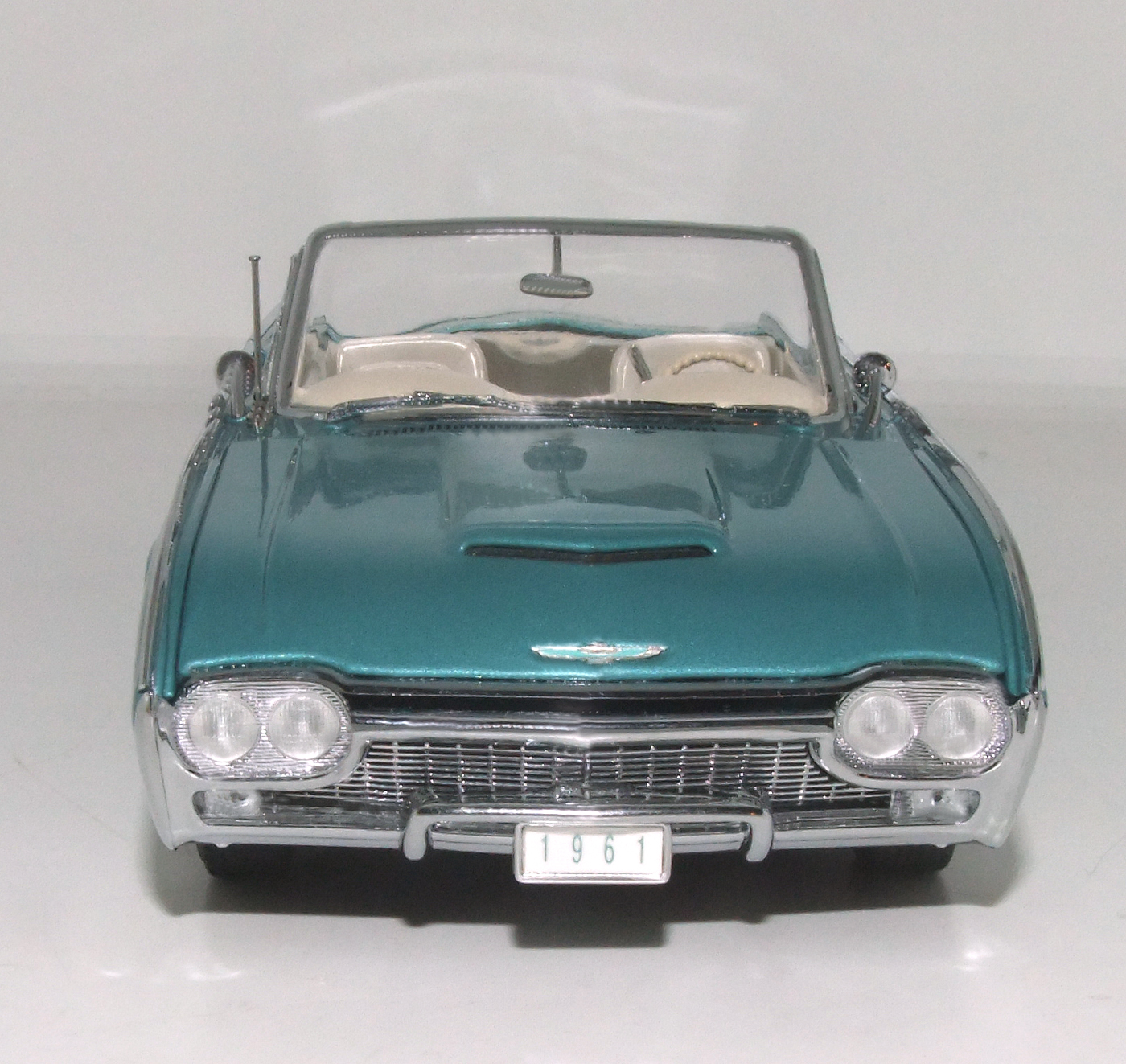 1961 Ford Thunderbird Convertible - Bild 3