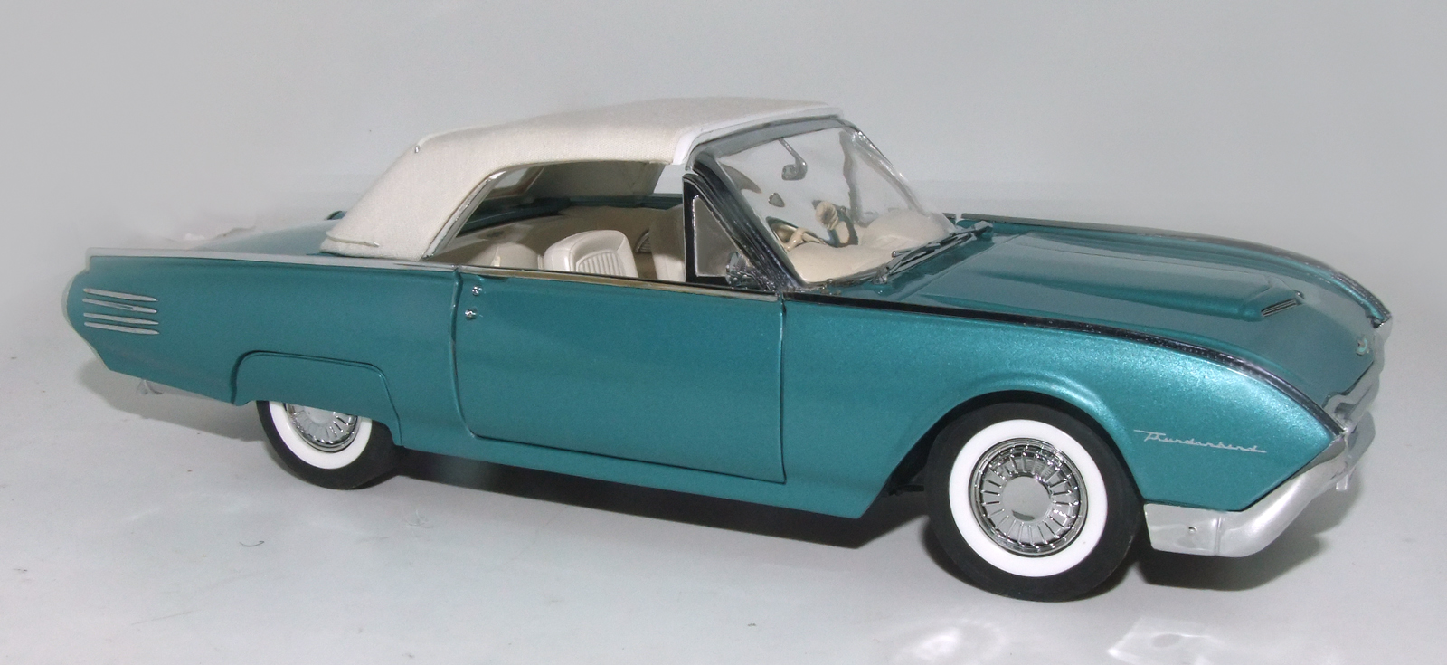 1961 Ford Thunderbird Convertible - Bild 7